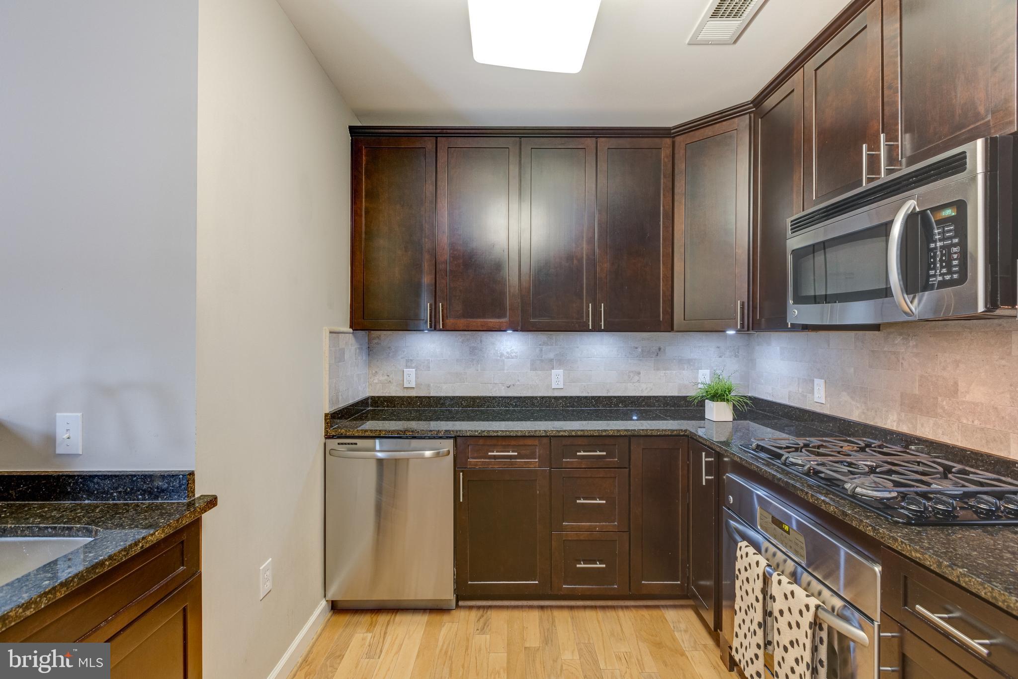 DOMINION HEIGHTS - Residential Lease