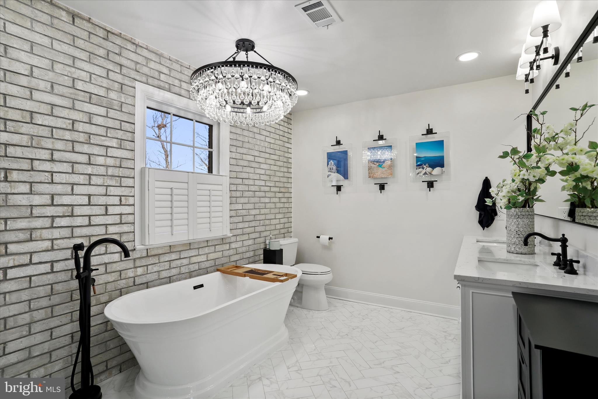 MCGUIRE HILLS - Residential