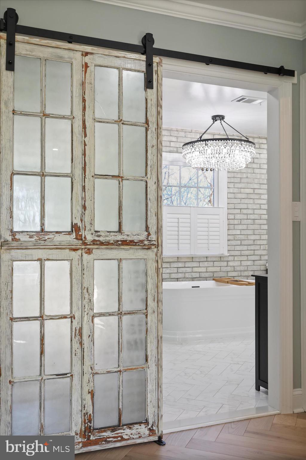 MCGUIRE HILLS - Residential