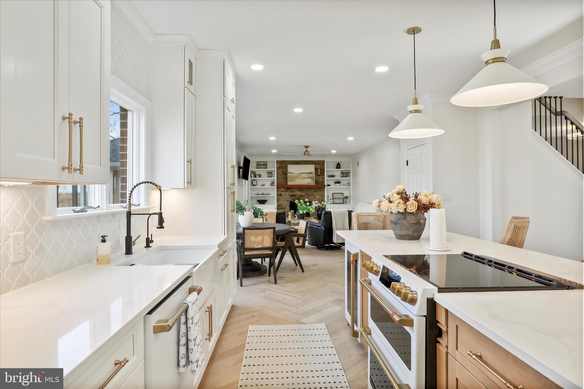 MCGUIRE HILLS - Residential