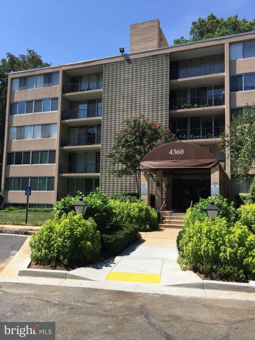 Fabulous wooded view in an urban setting. Spacious floor plan with 20 foot windows along living room. Quiet neighborhood with great pool on premises. Condo fee includes all utilities except electric. Easy access to I-495, I-66, I-95, and Little River Turnpike. Metro Bus stop nearby. Major shopping malls within a mile.