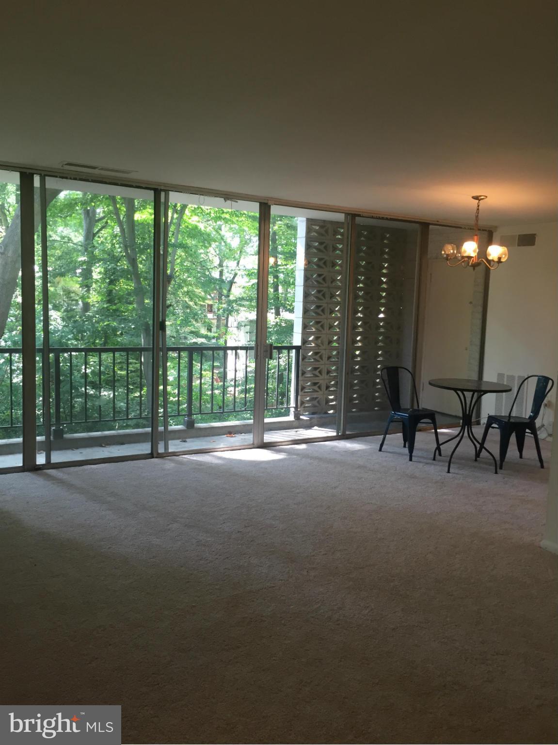 IVYMOUNT COURT - Residential Lease