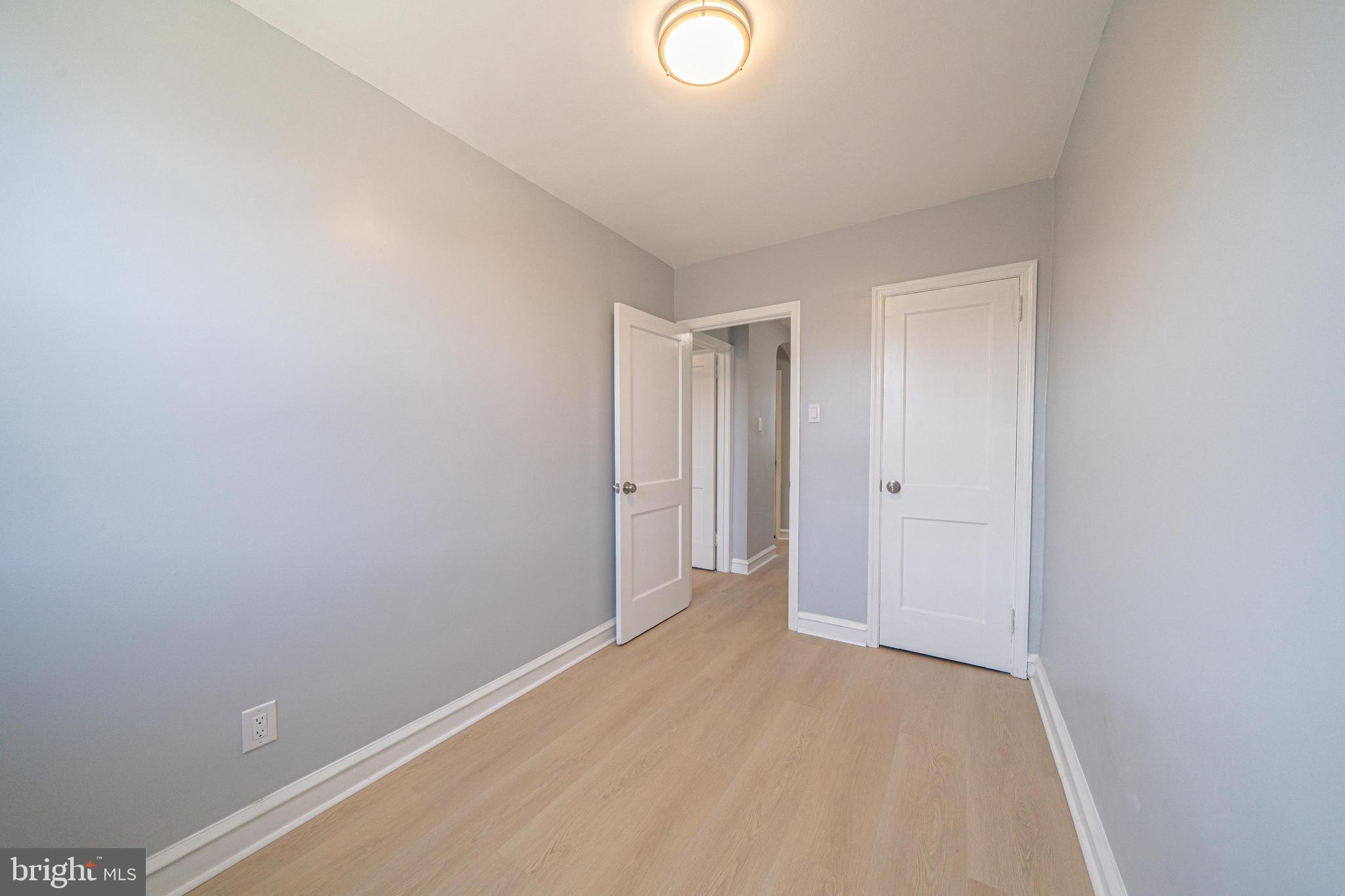 LAWNCREST - Residential