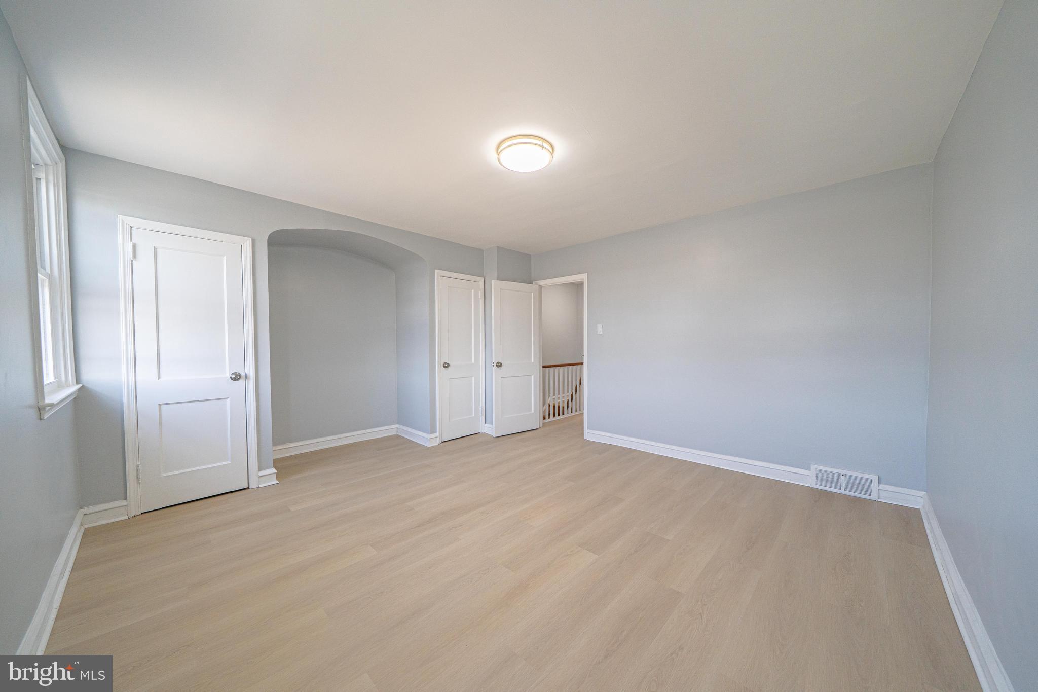 LAWNCREST - Residential