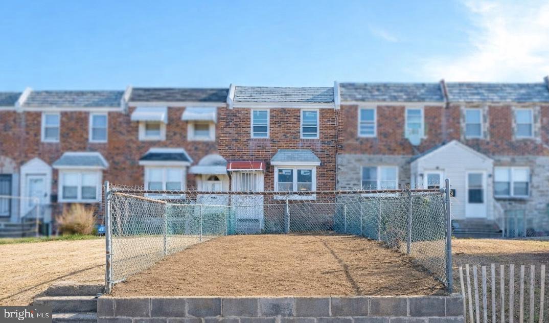 LAWNCREST - Residential