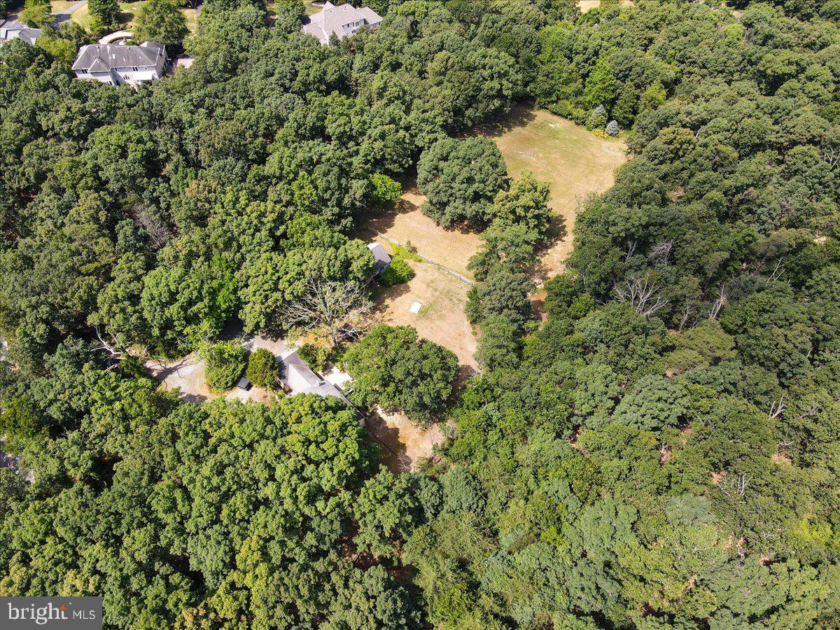 DARNESTOWN OUTSIDE - Residential