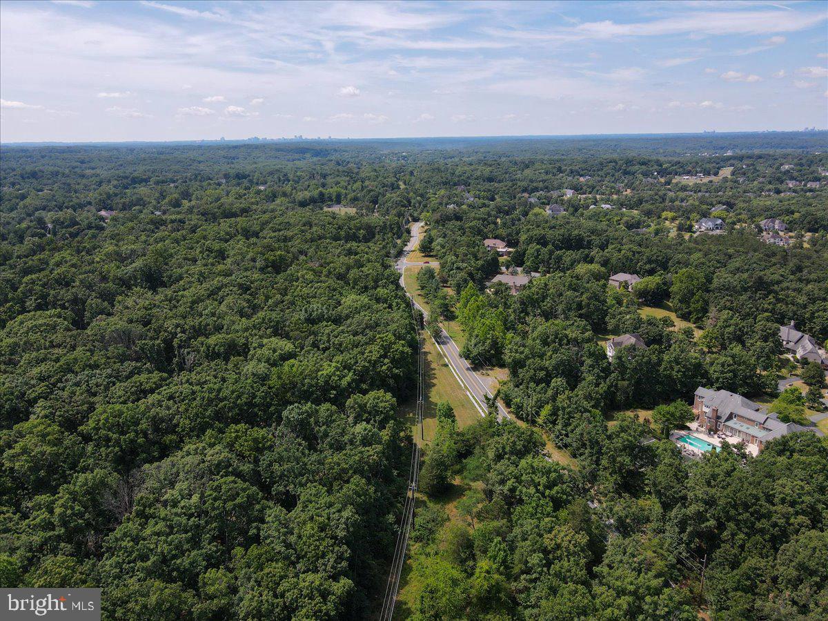 DARNESTOWN OUTSIDE - Residential