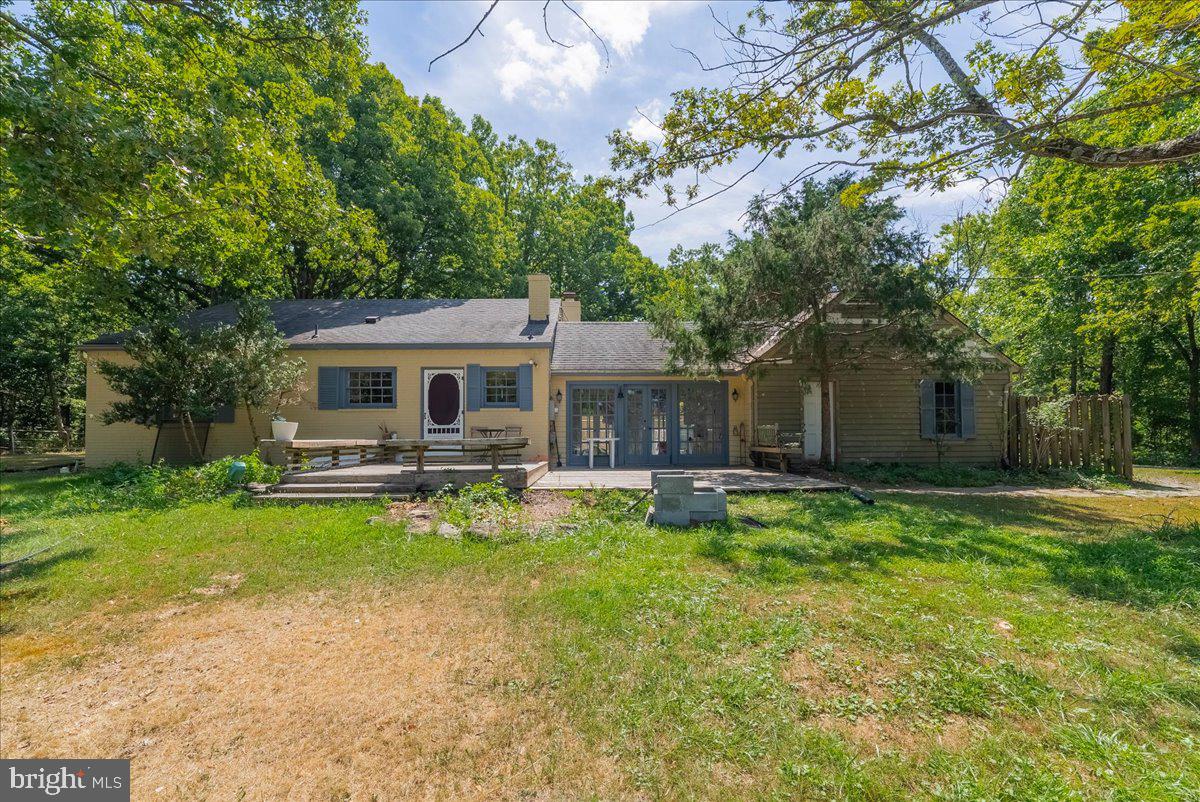 DARNESTOWN OUTSIDE - Residential