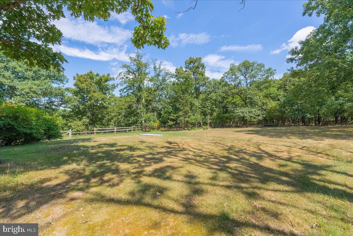 DARNESTOWN OUTSIDE - Residential