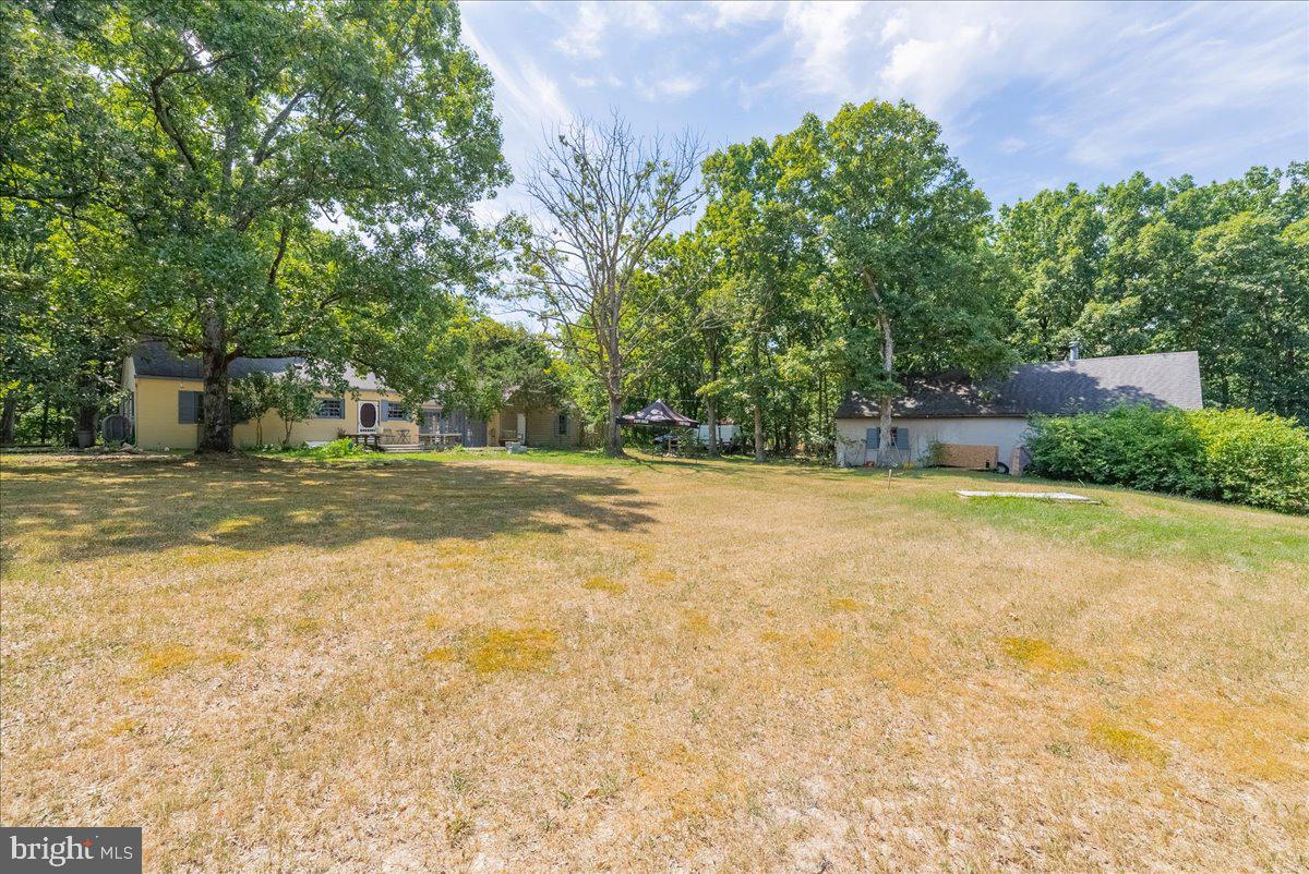 DARNESTOWN OUTSIDE - Residential