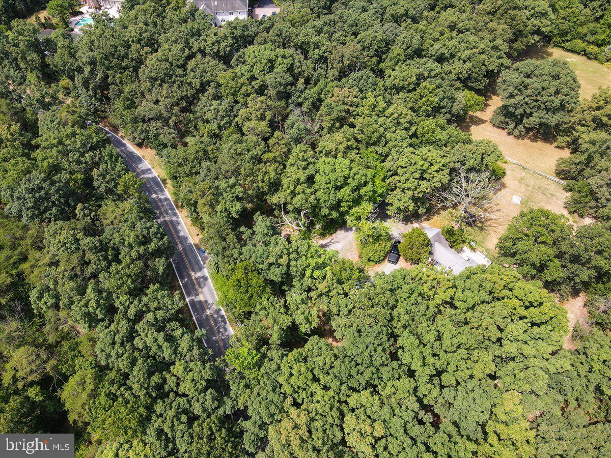 DARNESTOWN OUTSIDE - Residential