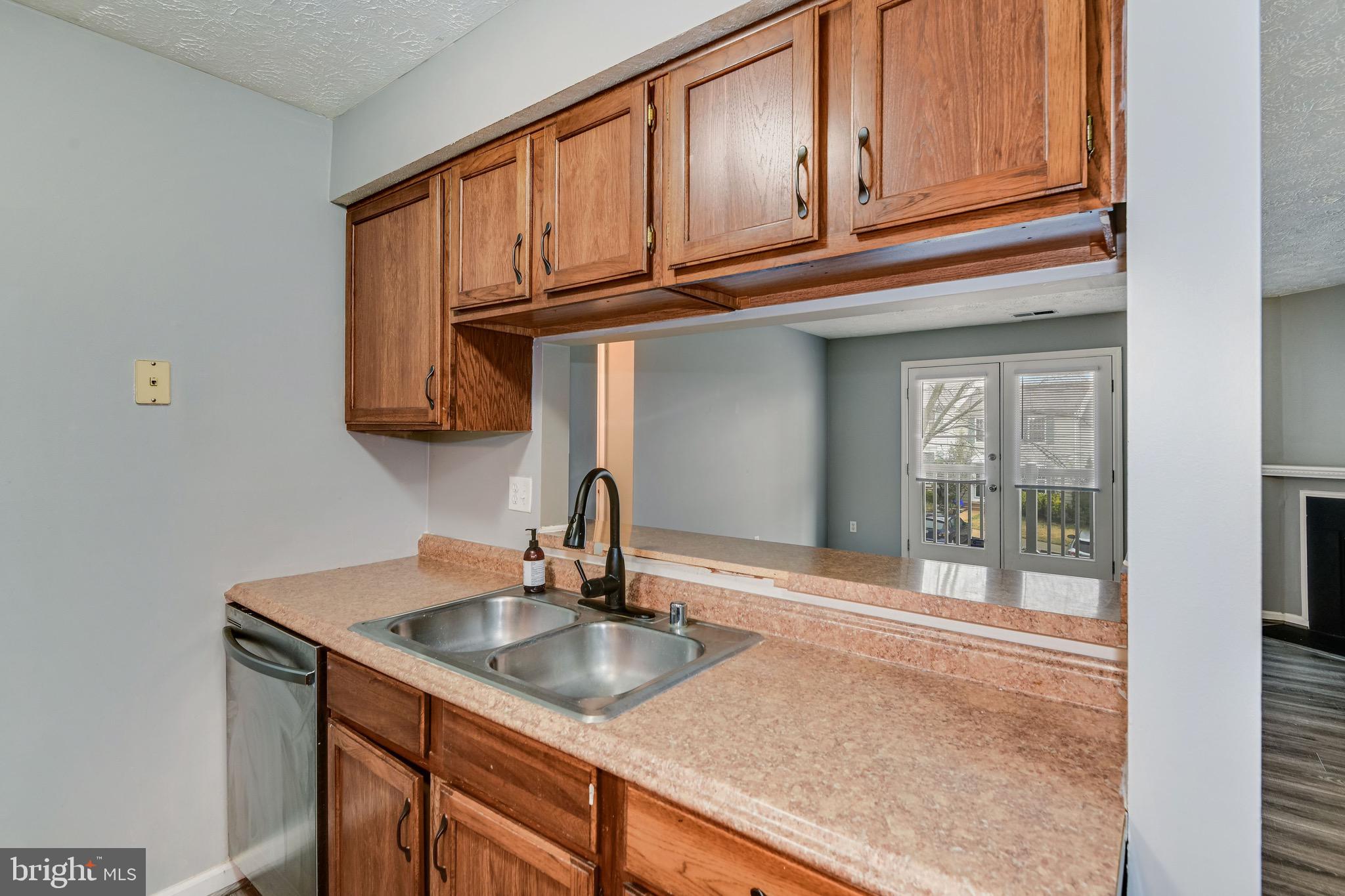 ROCKBURN COMMONS II - Residential