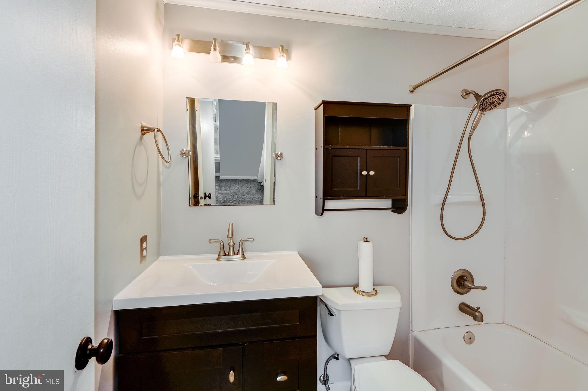 ROCKBURN COMMONS II - Residential