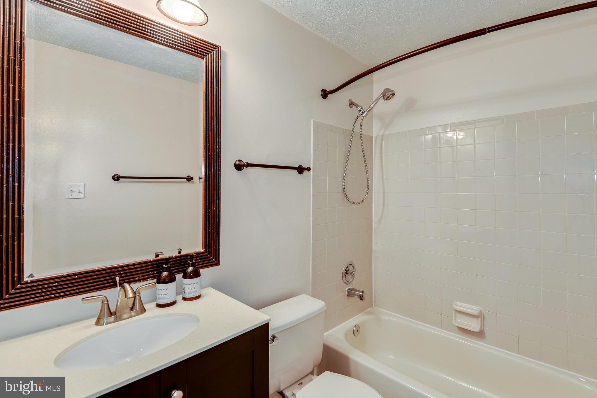 ROCKBURN COMMONS II - Residential