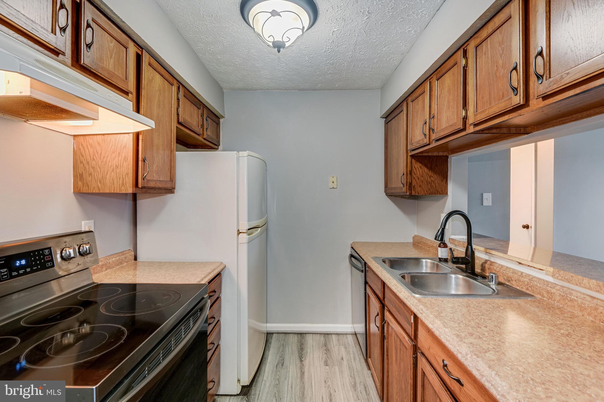 ROCKBURN COMMONS II - Residential