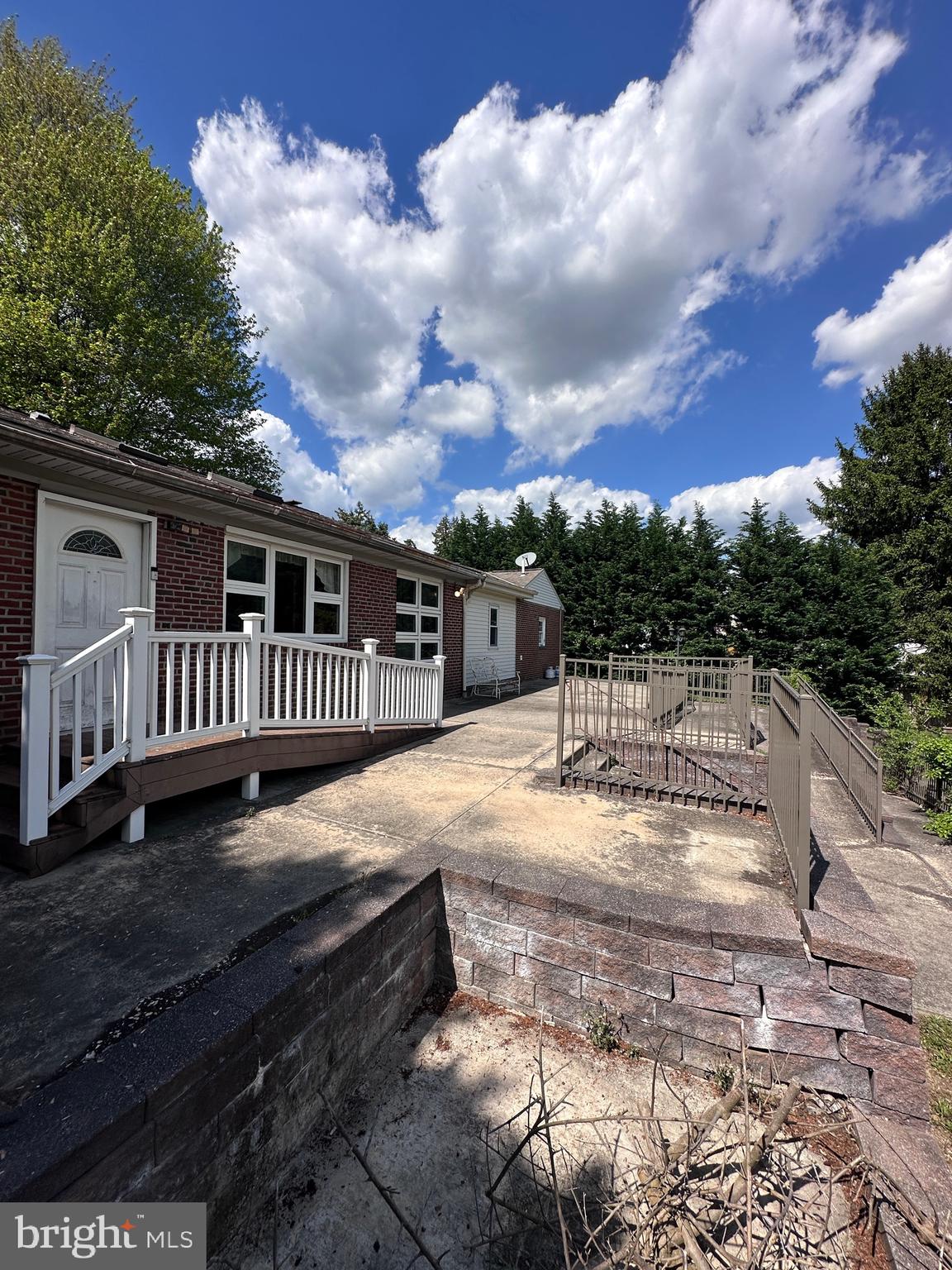 PINE VALLEY - Residential