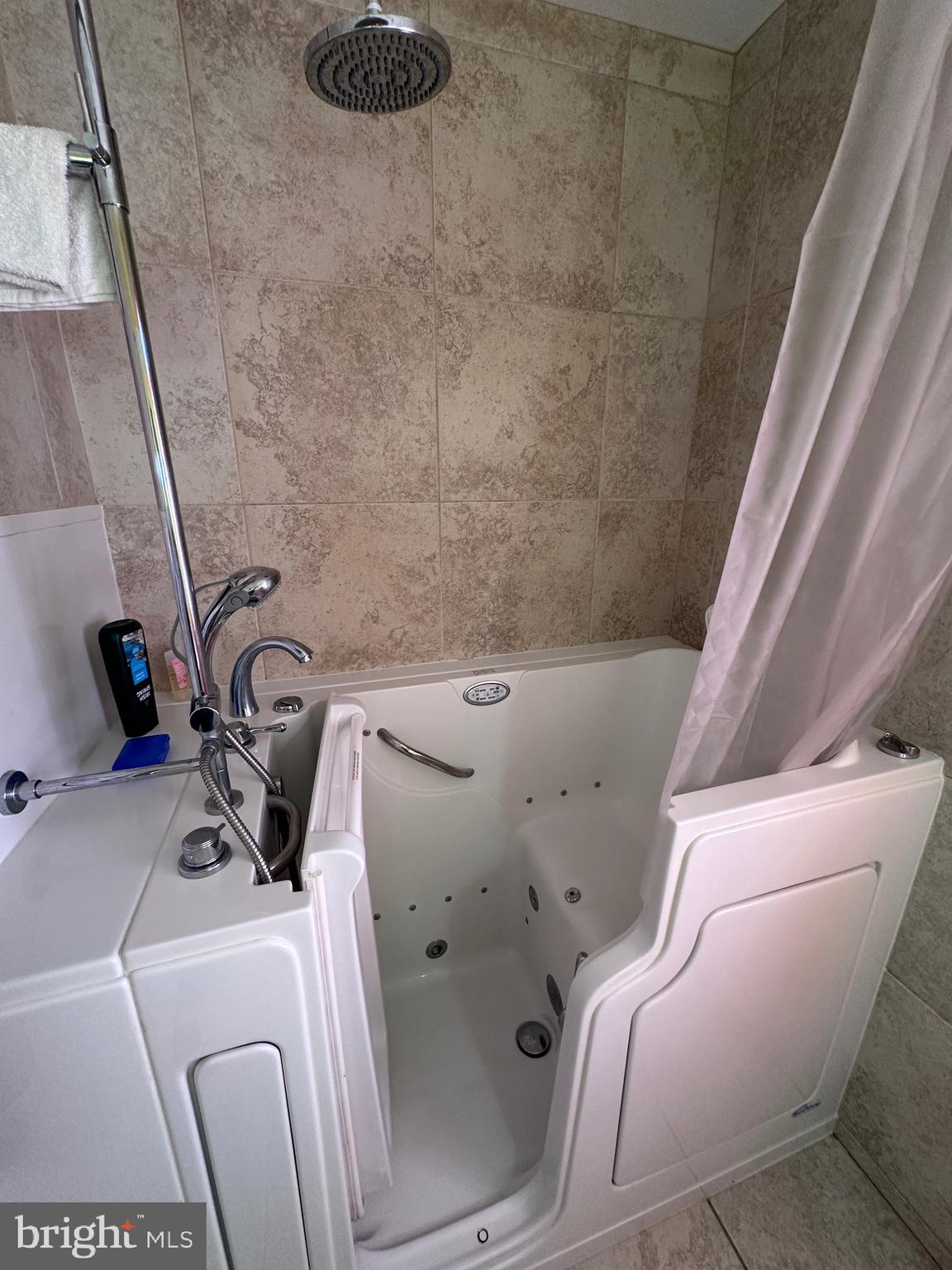 PINE VALLEY - Residential