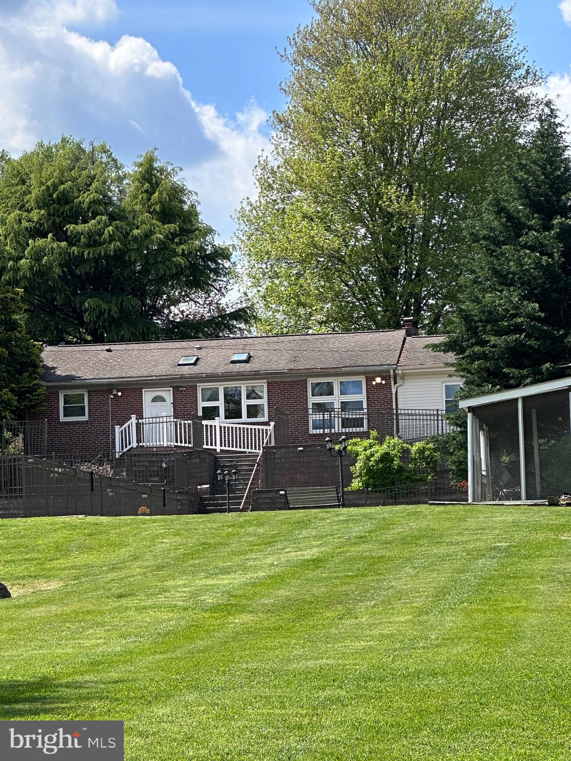 PINE VALLEY - Residential