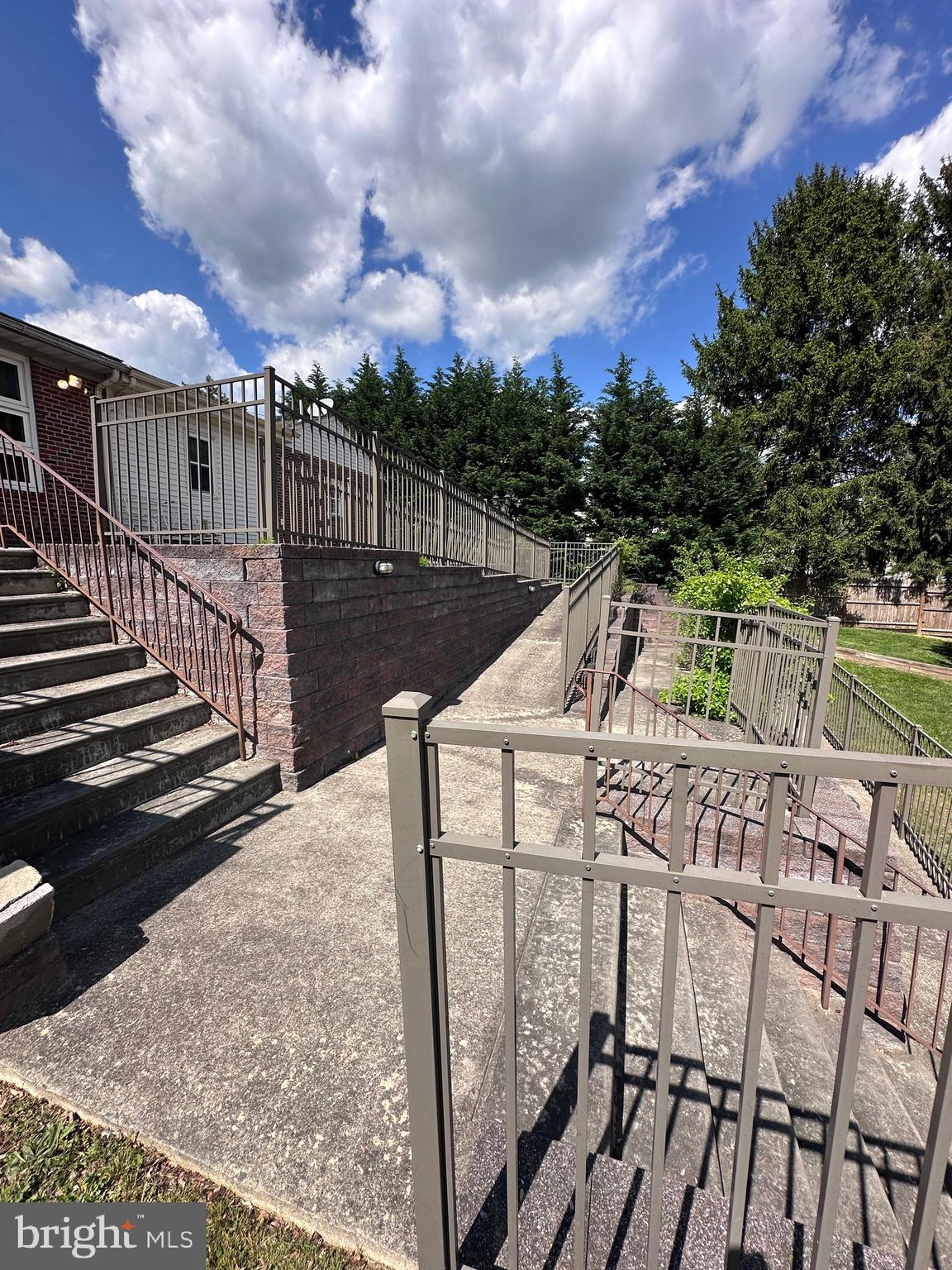 PINE VALLEY - Residential