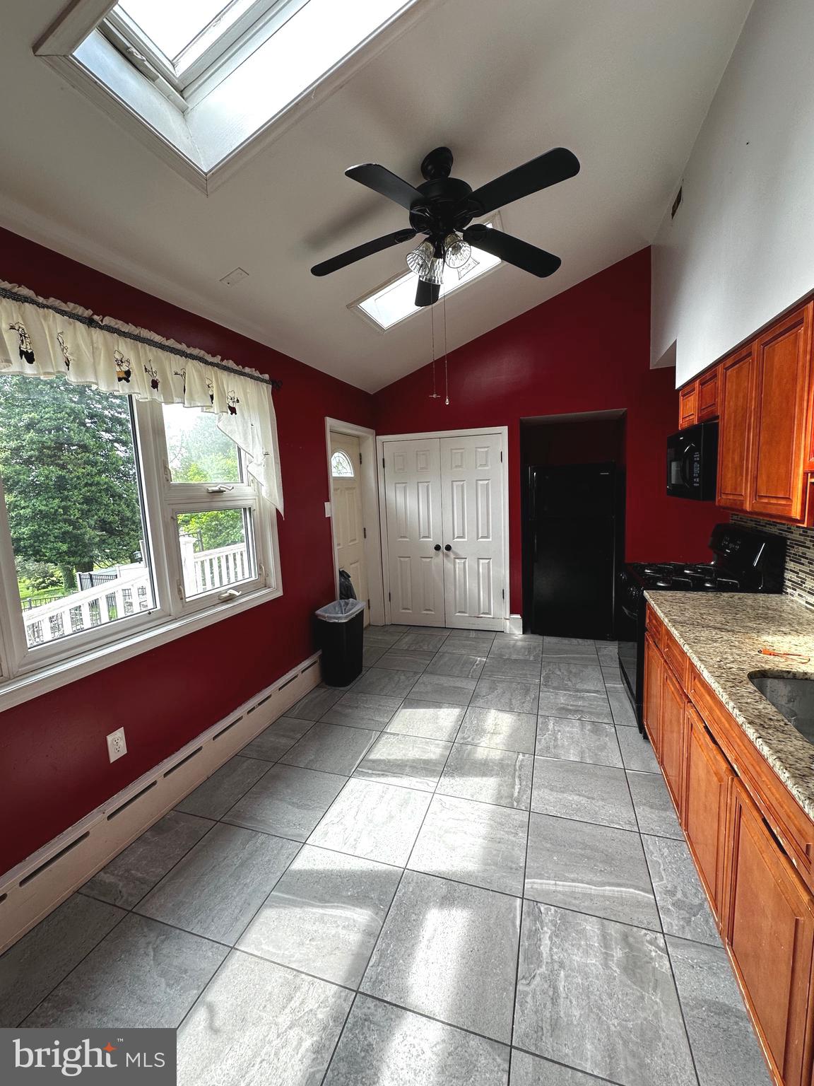 PINE VALLEY - Residential