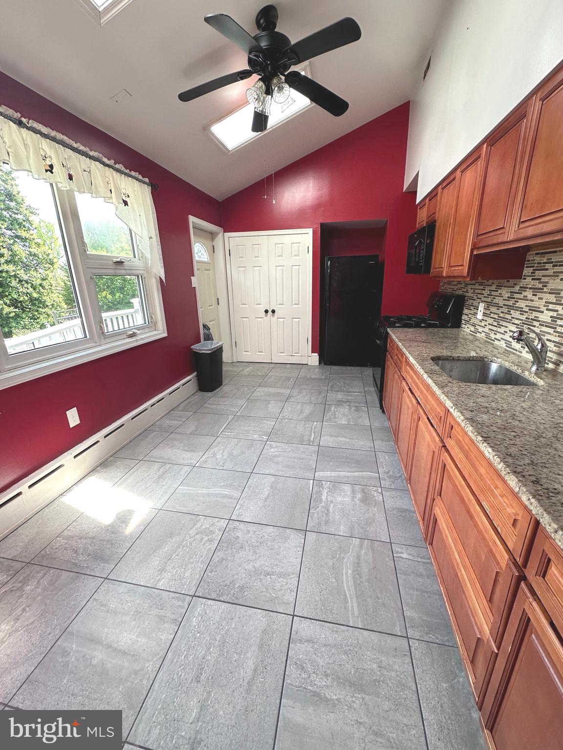 PINE VALLEY - Residential