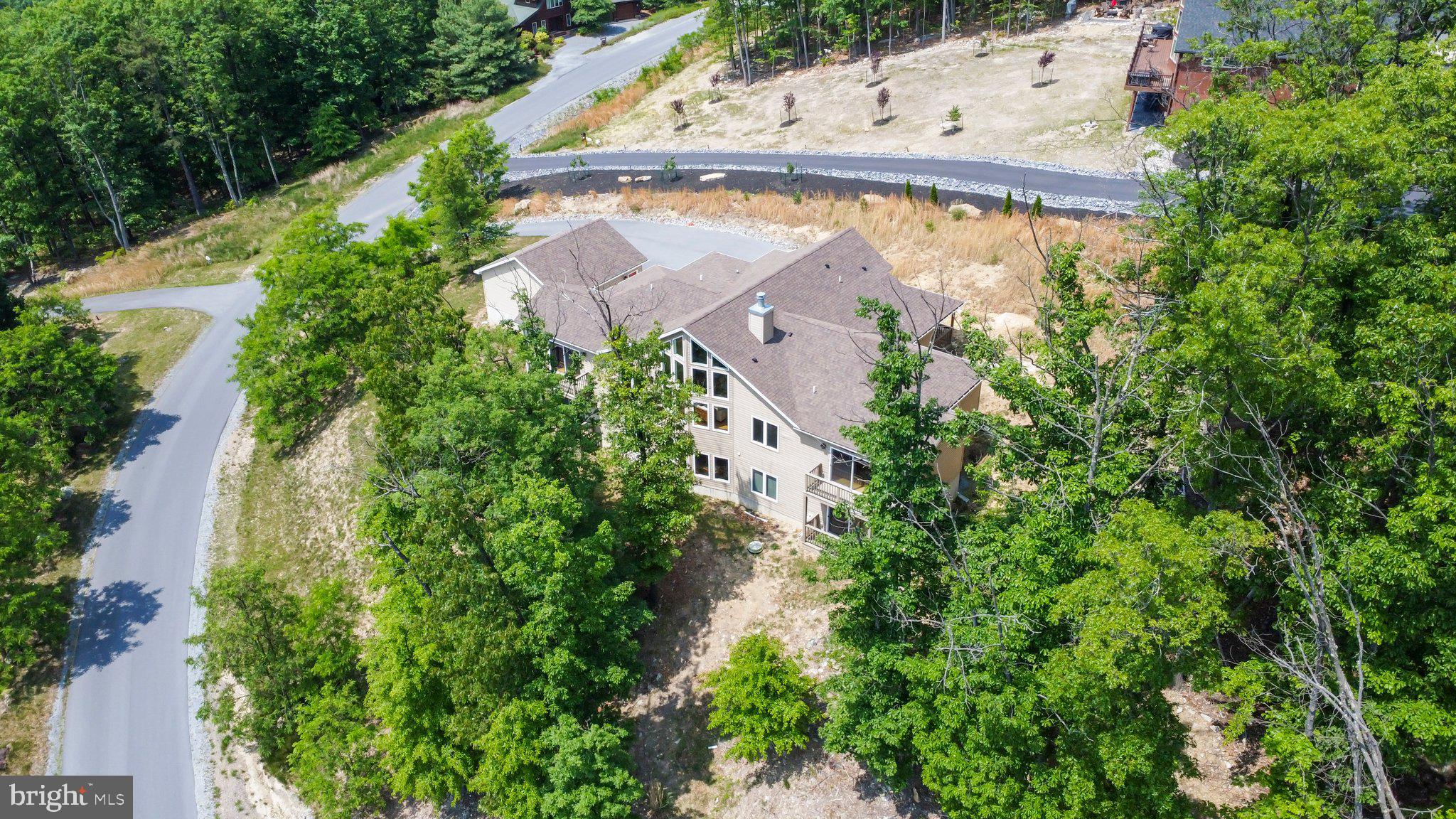 THE WOODS - Residential