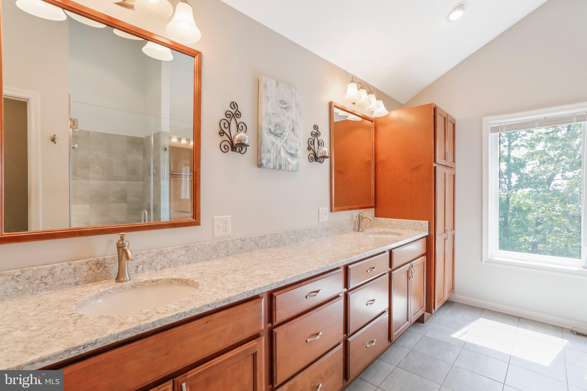 THE WOODS - Residential