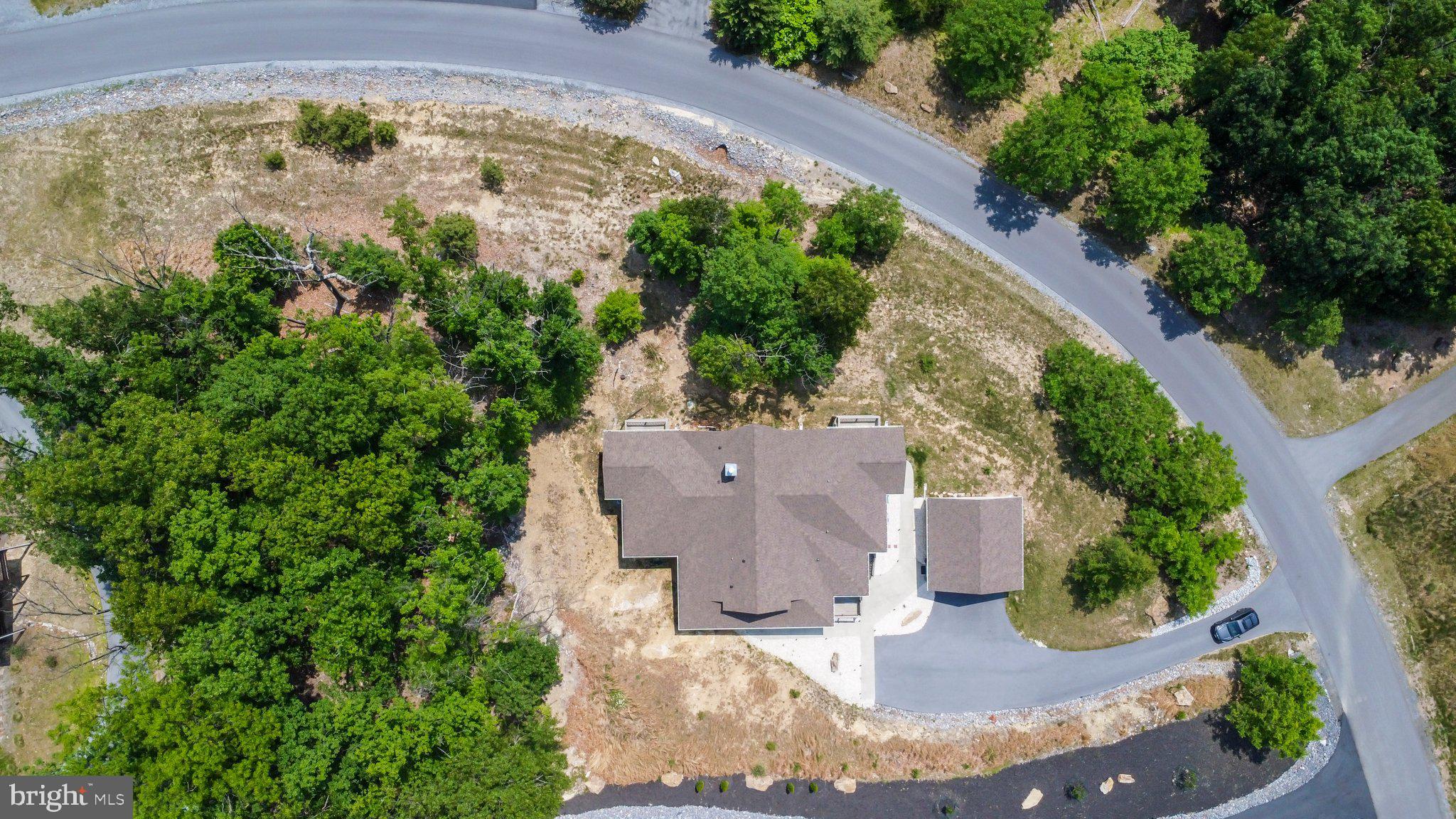 THE WOODS - Residential