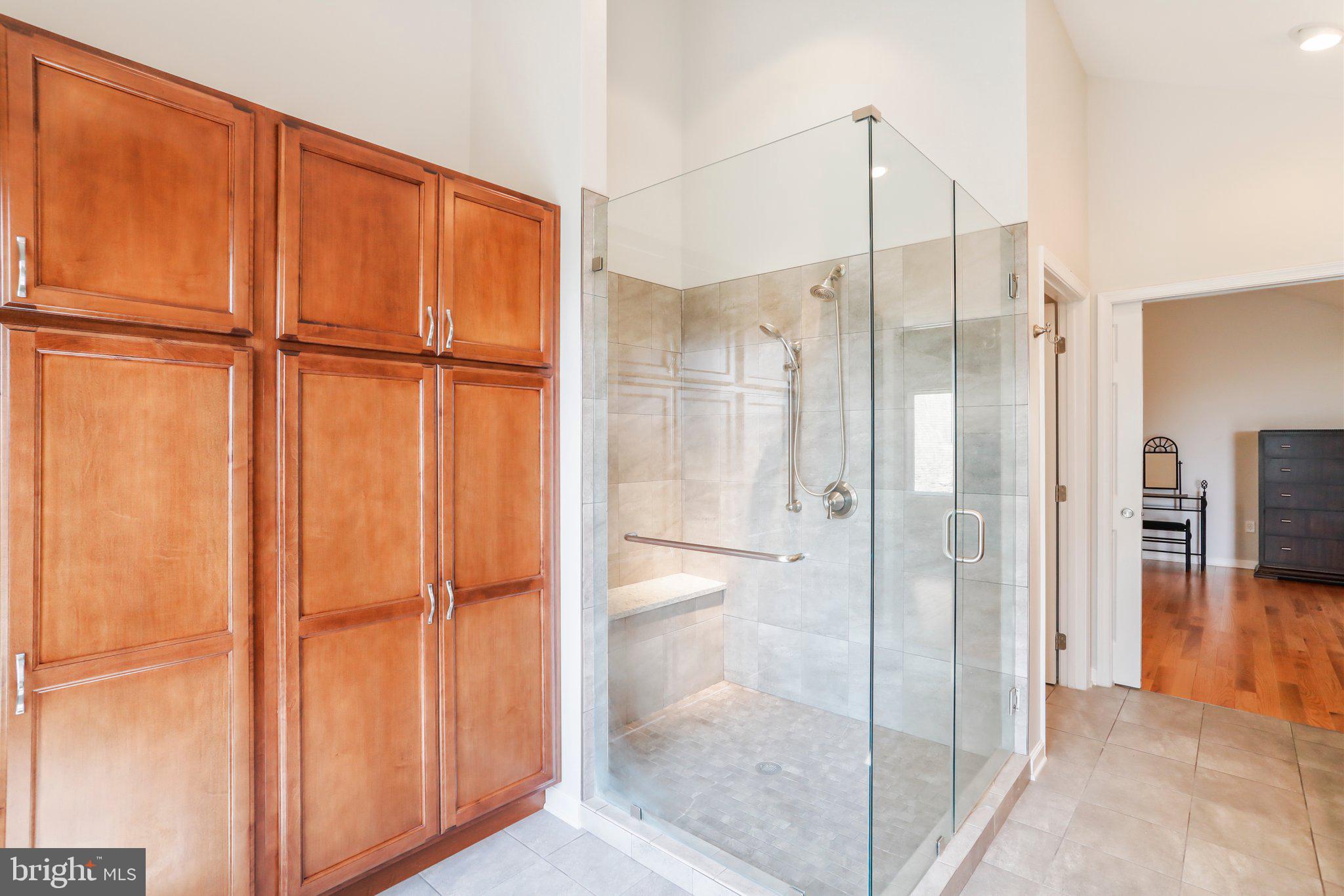 THE WOODS - Residential