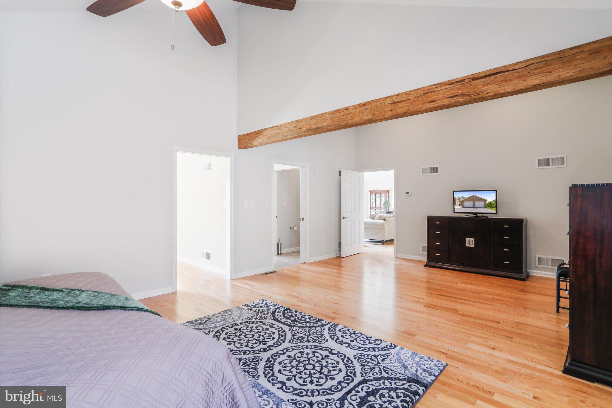 THE WOODS - Residential