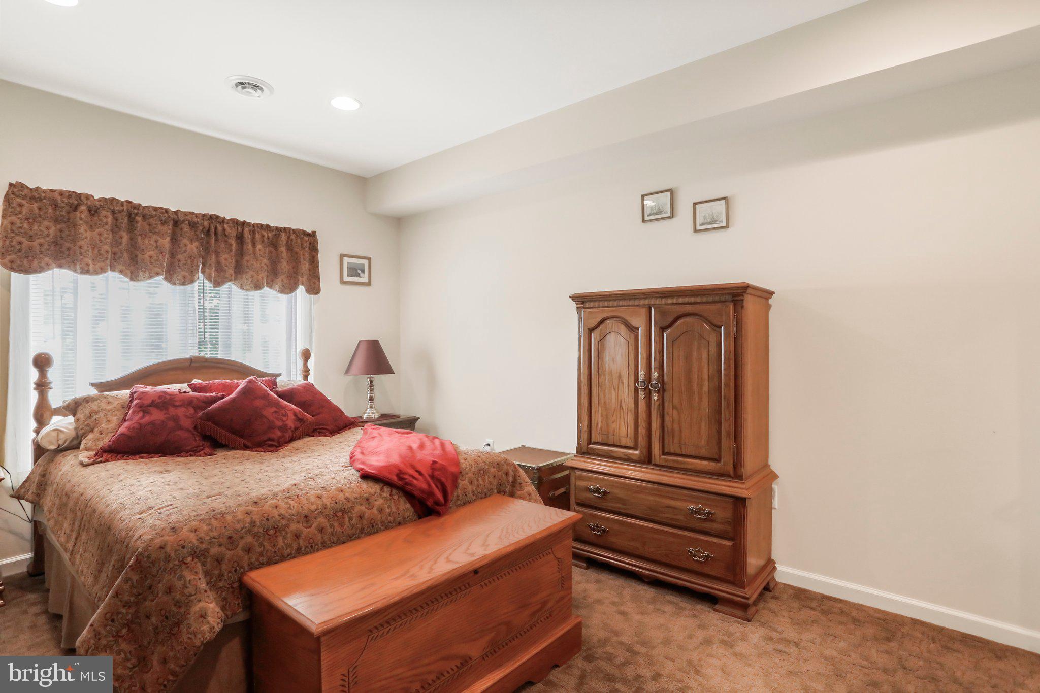 THE WOODS - Residential