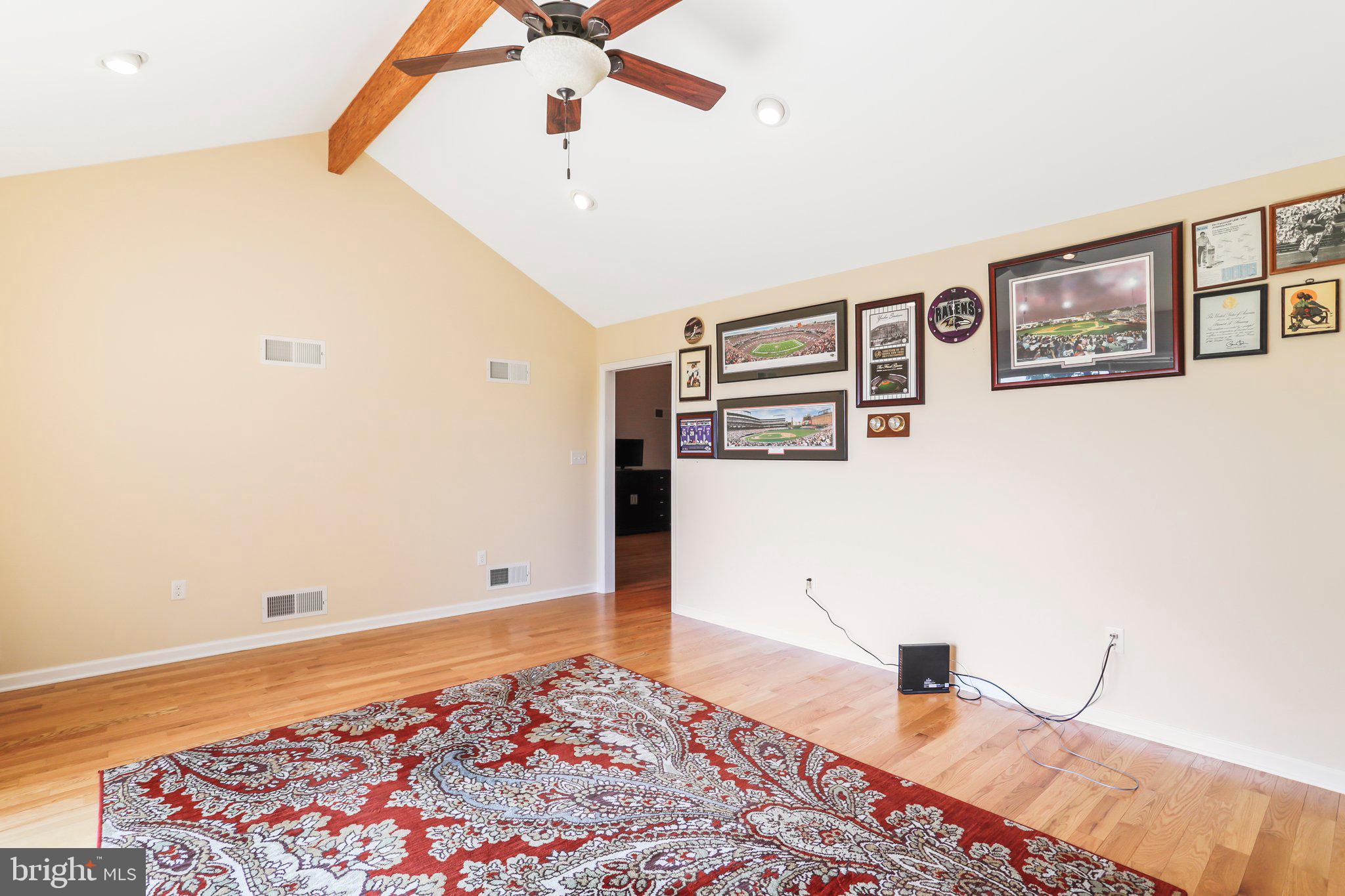 THE WOODS - Residential