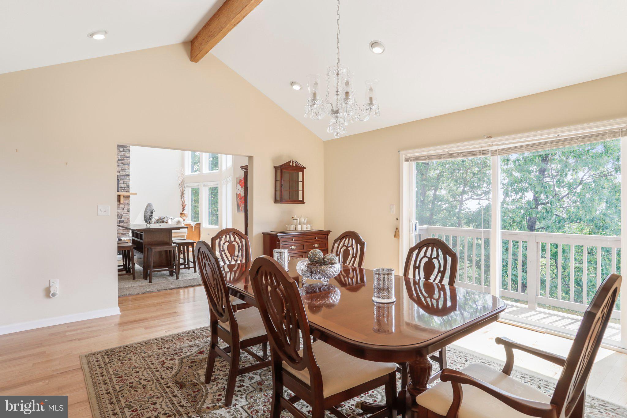 THE WOODS - Residential