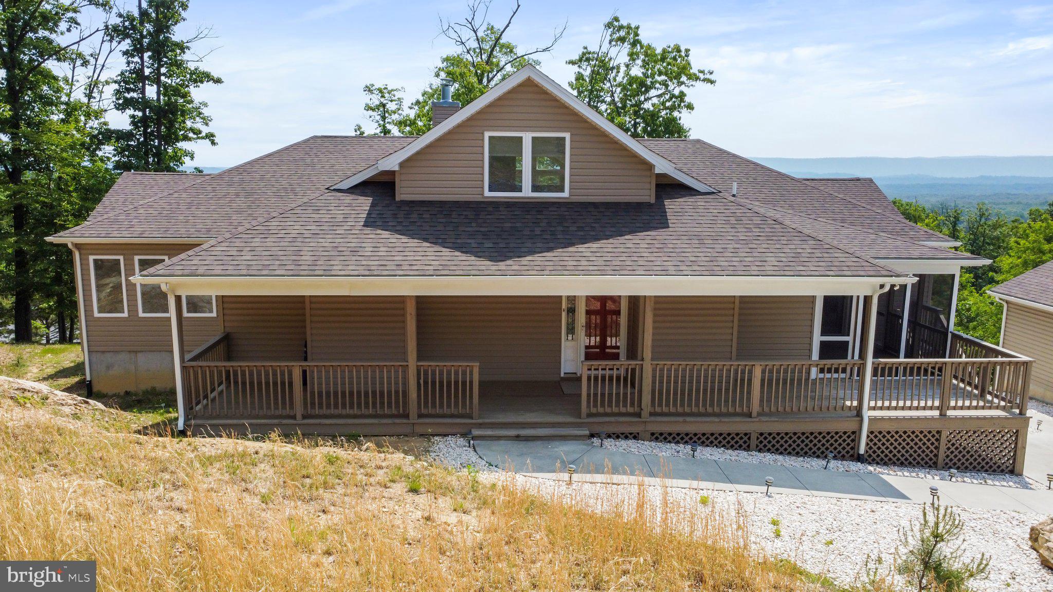 THE WOODS - Residential