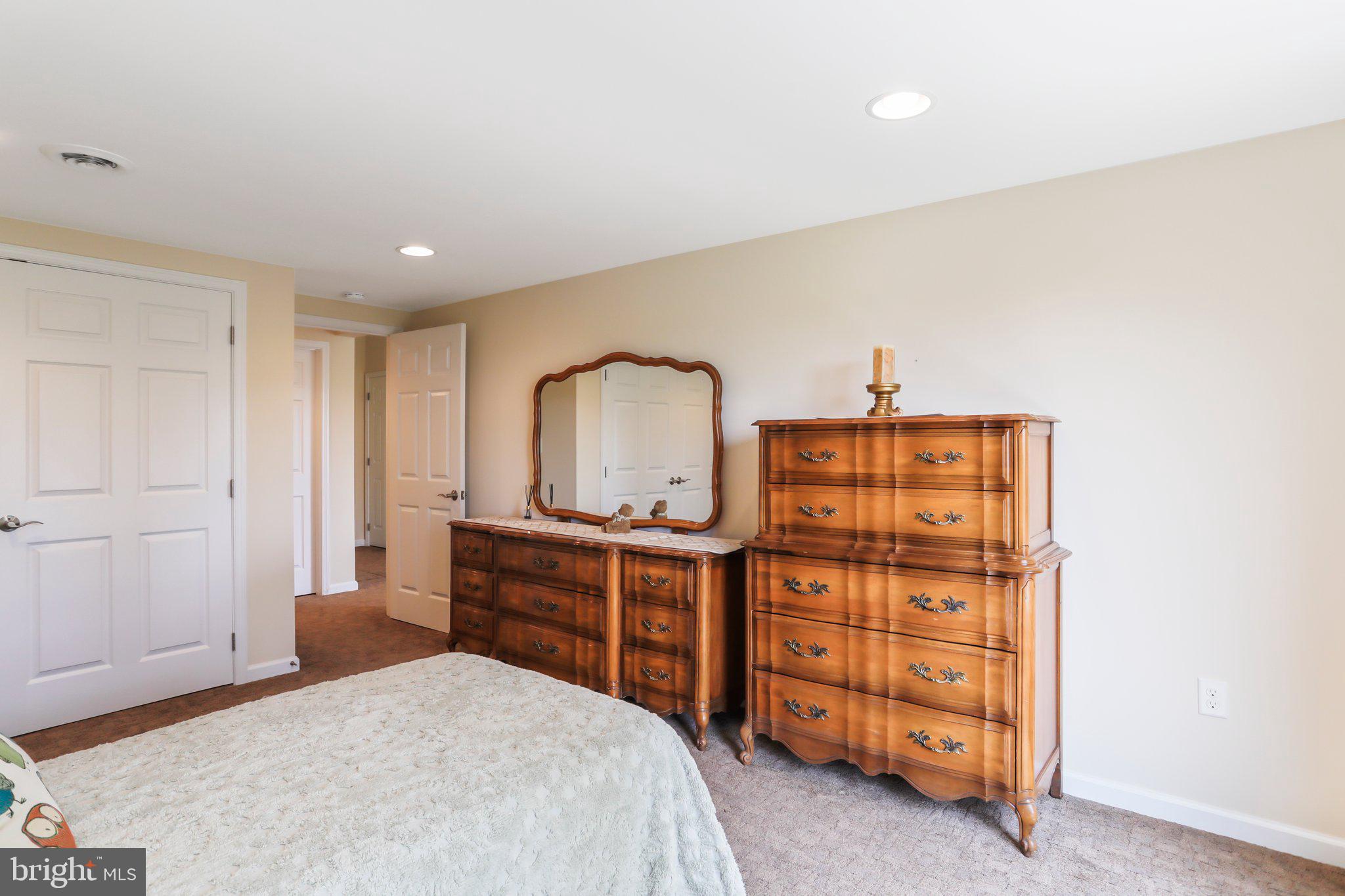 THE WOODS - Residential