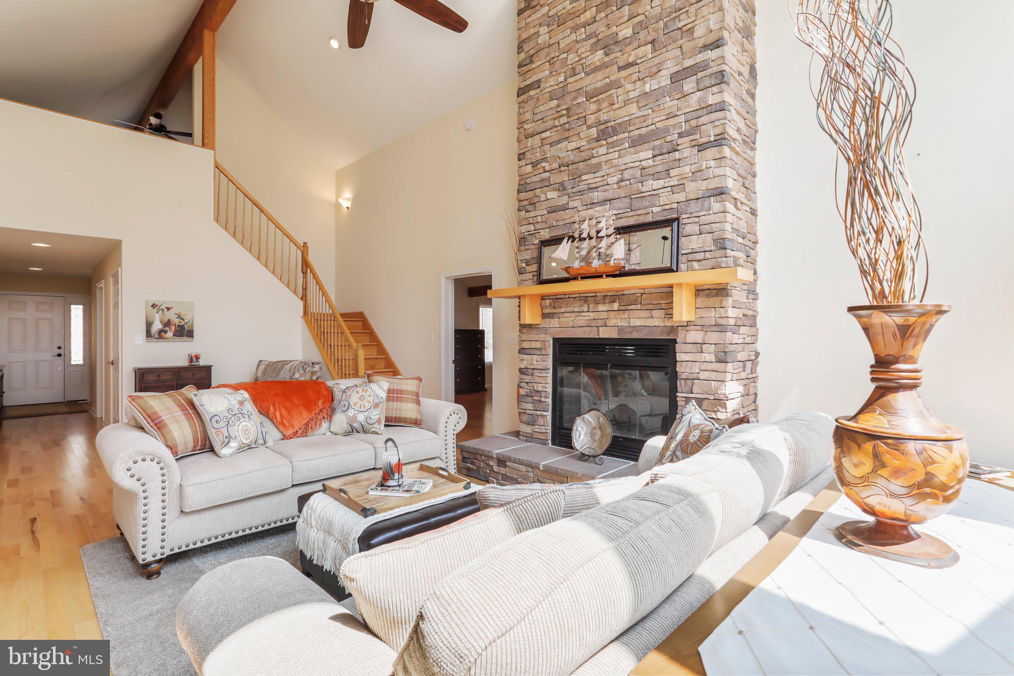 THE WOODS - Residential