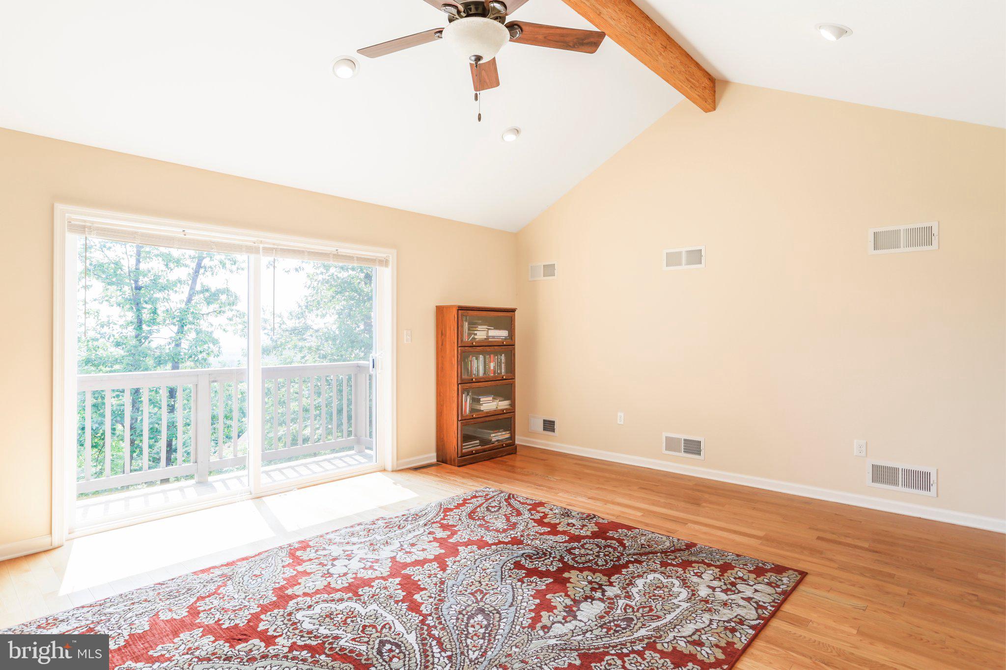 THE WOODS - Residential