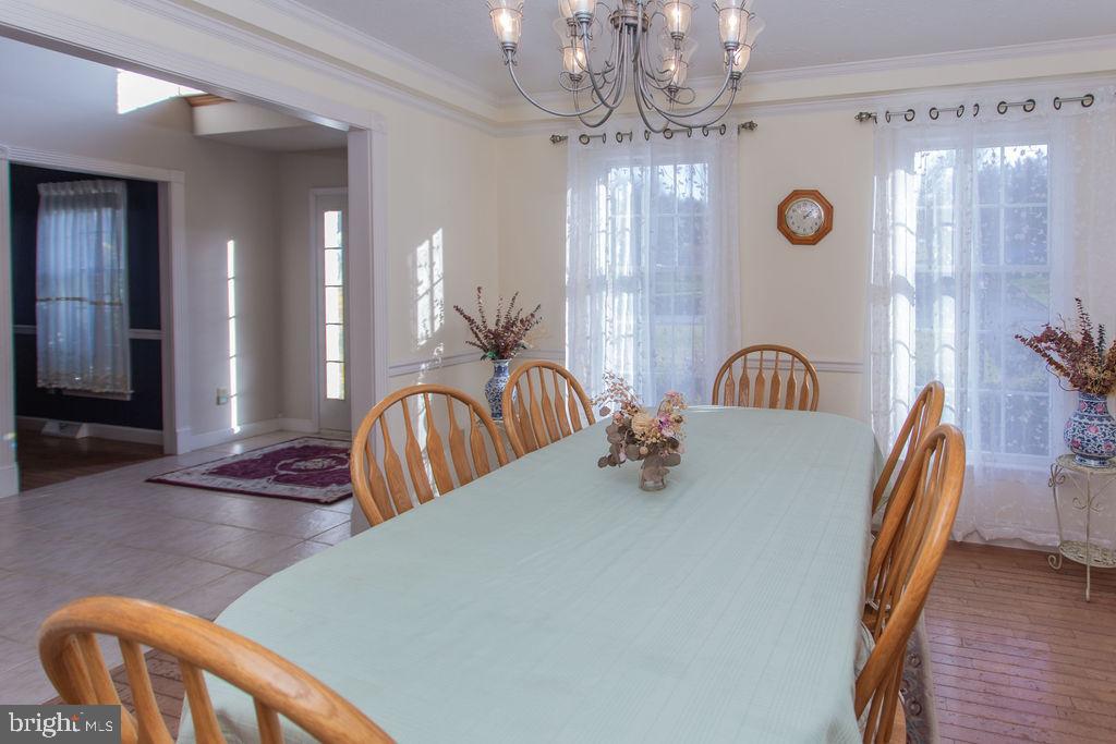 COUNTRY LANE - Residential