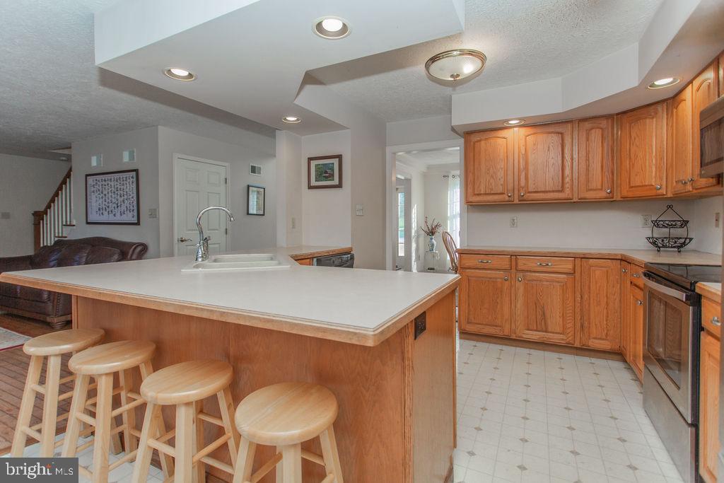 COUNTRY LANE - Residential