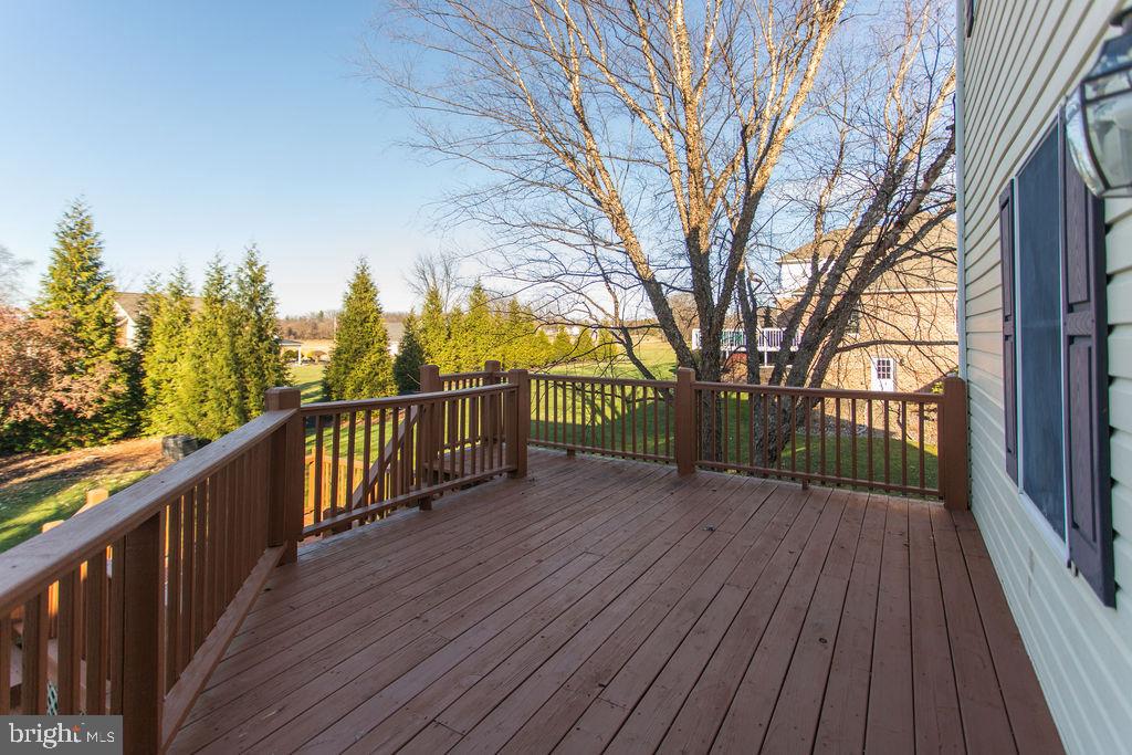 COUNTRY LANE - Residential
