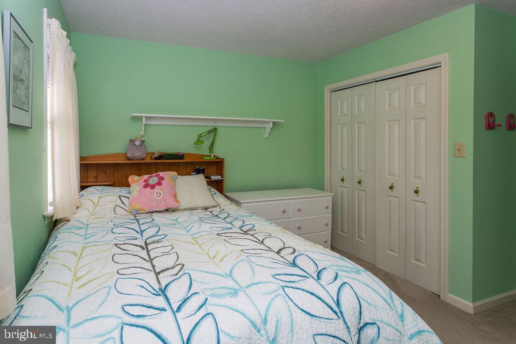 COUNTRY LANE - Residential