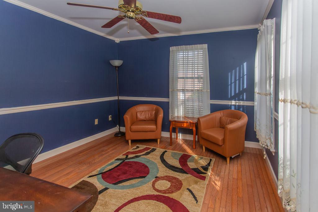 COUNTRY LANE - Residential