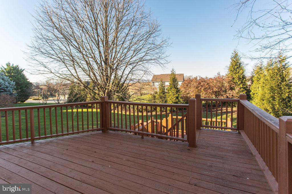 COUNTRY LANE - Residential