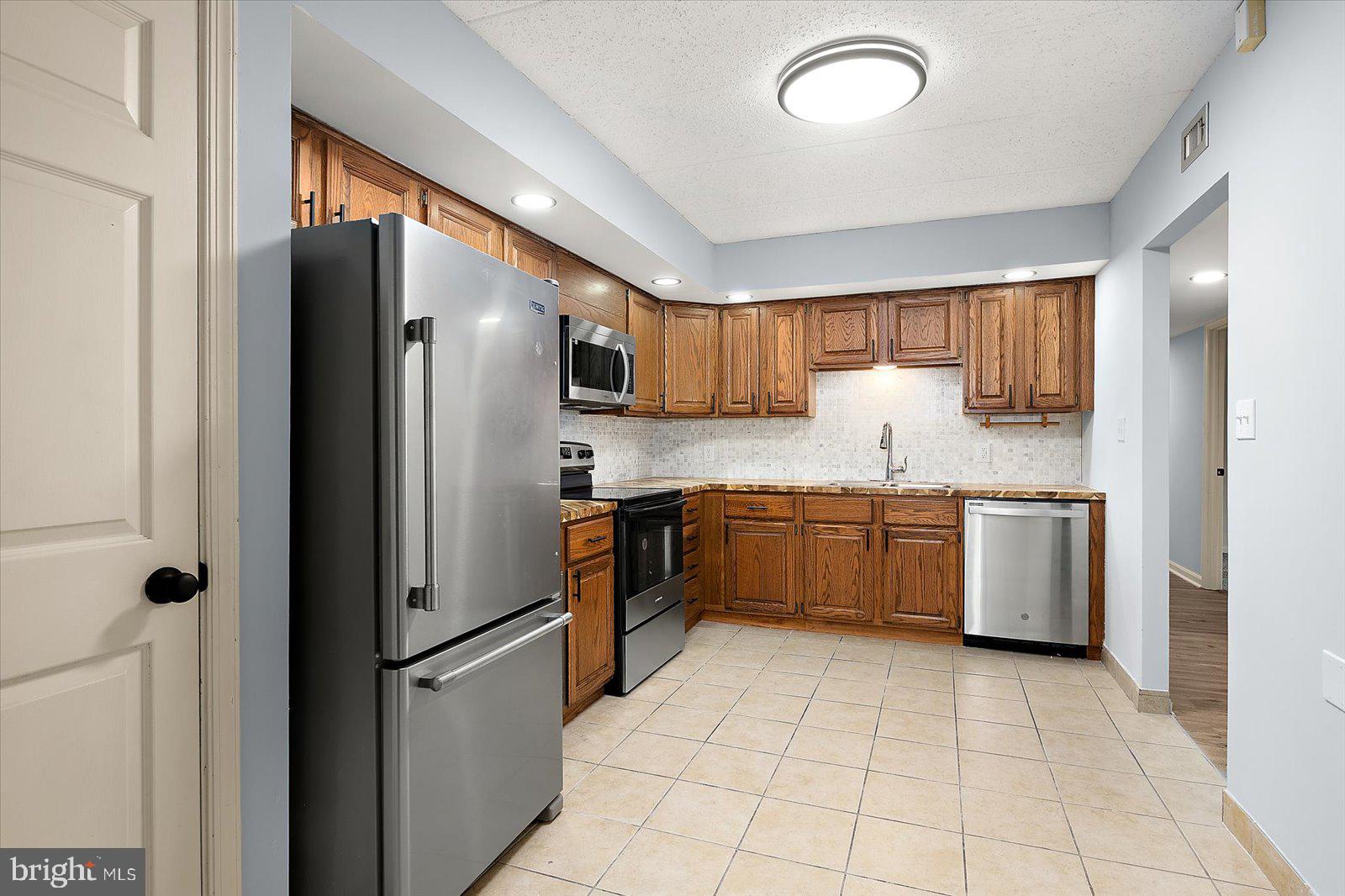 CANAL WOODS CM - Residential