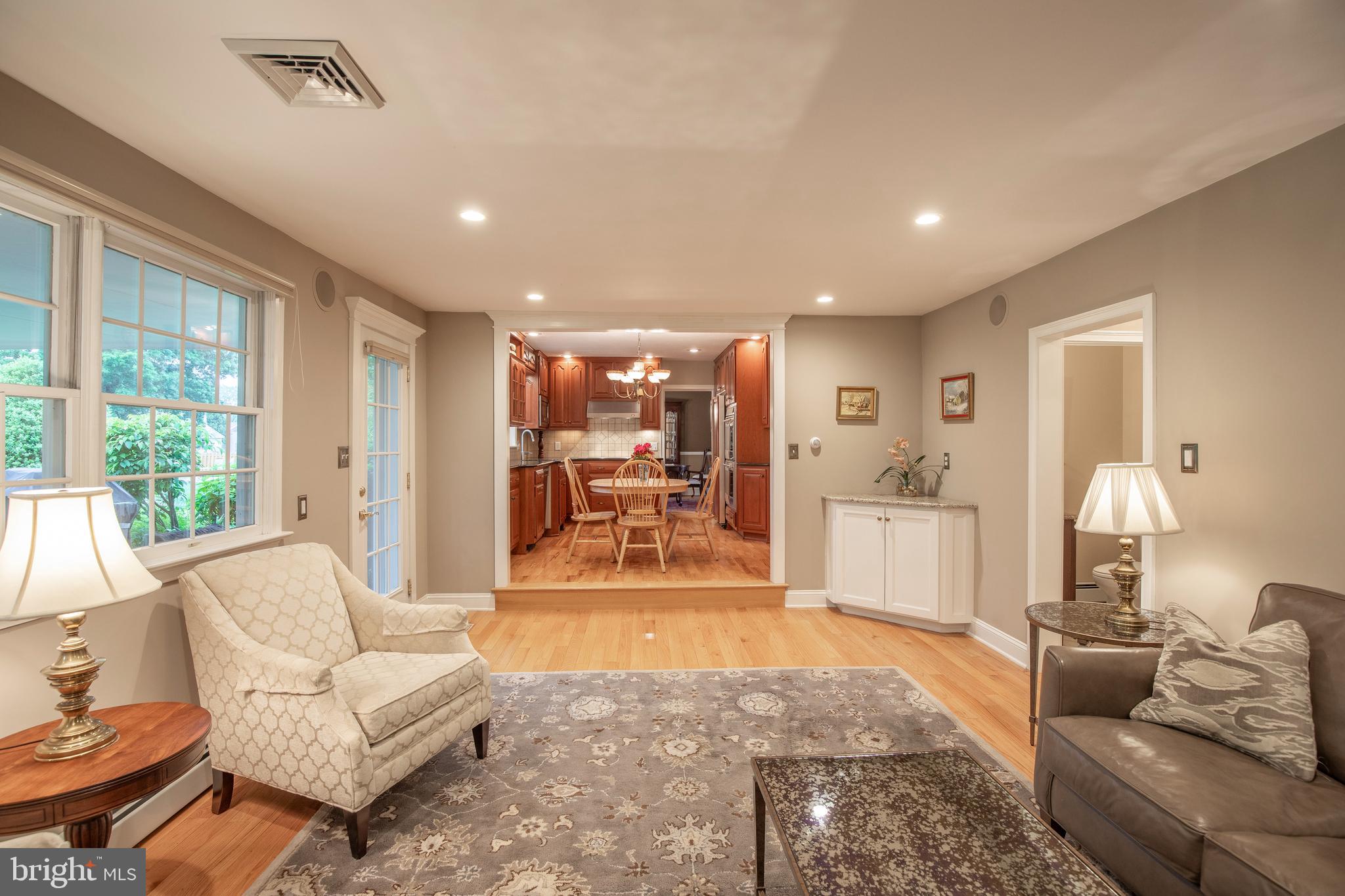OAK HILL - Residential