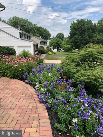OAK HILL - Residential