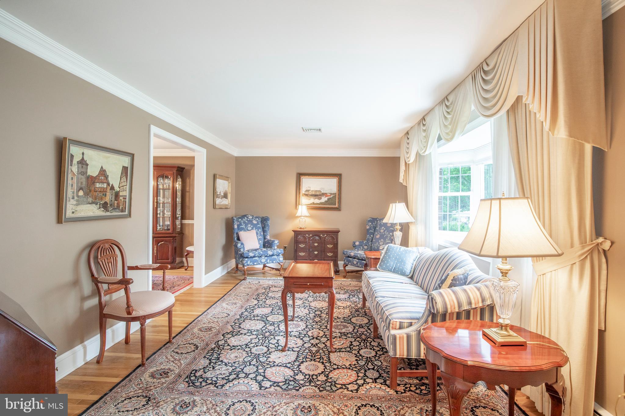 OAK HILL - Residential