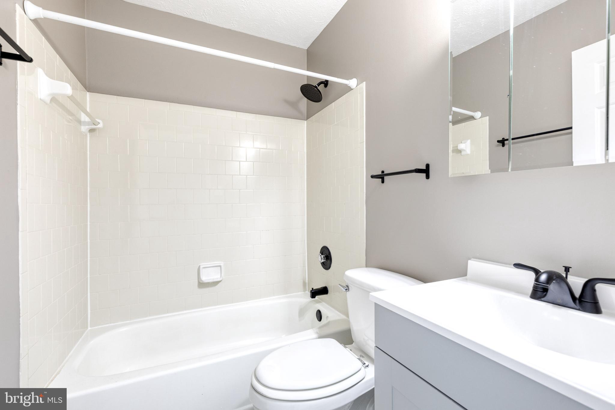 OAKHURST - Residential