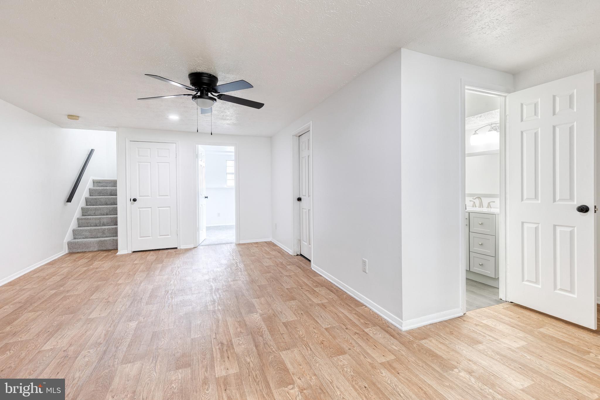 OAKHURST - Residential