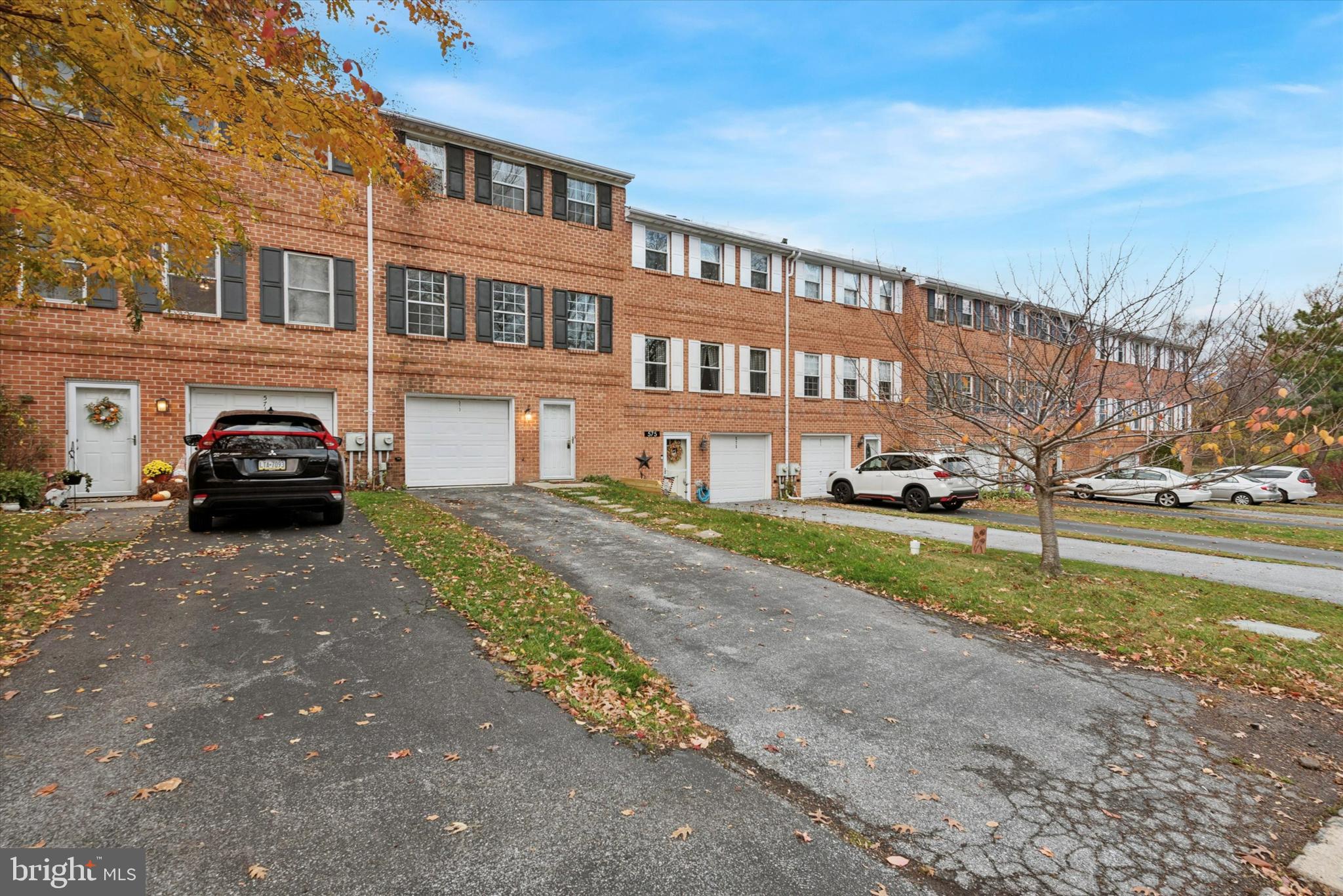 COVENTRY VILLAGE - Residential Lease